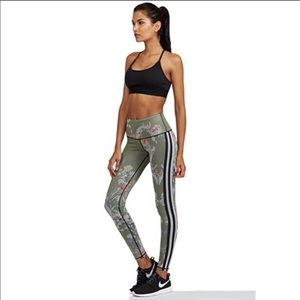 Noli green, floral, snake, stripe leggings. Medium